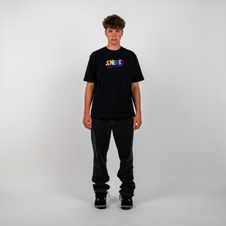 SNEAKY t-shirt