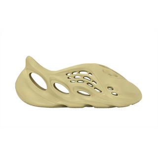 Yeezy Foam Runner "Sulfur"